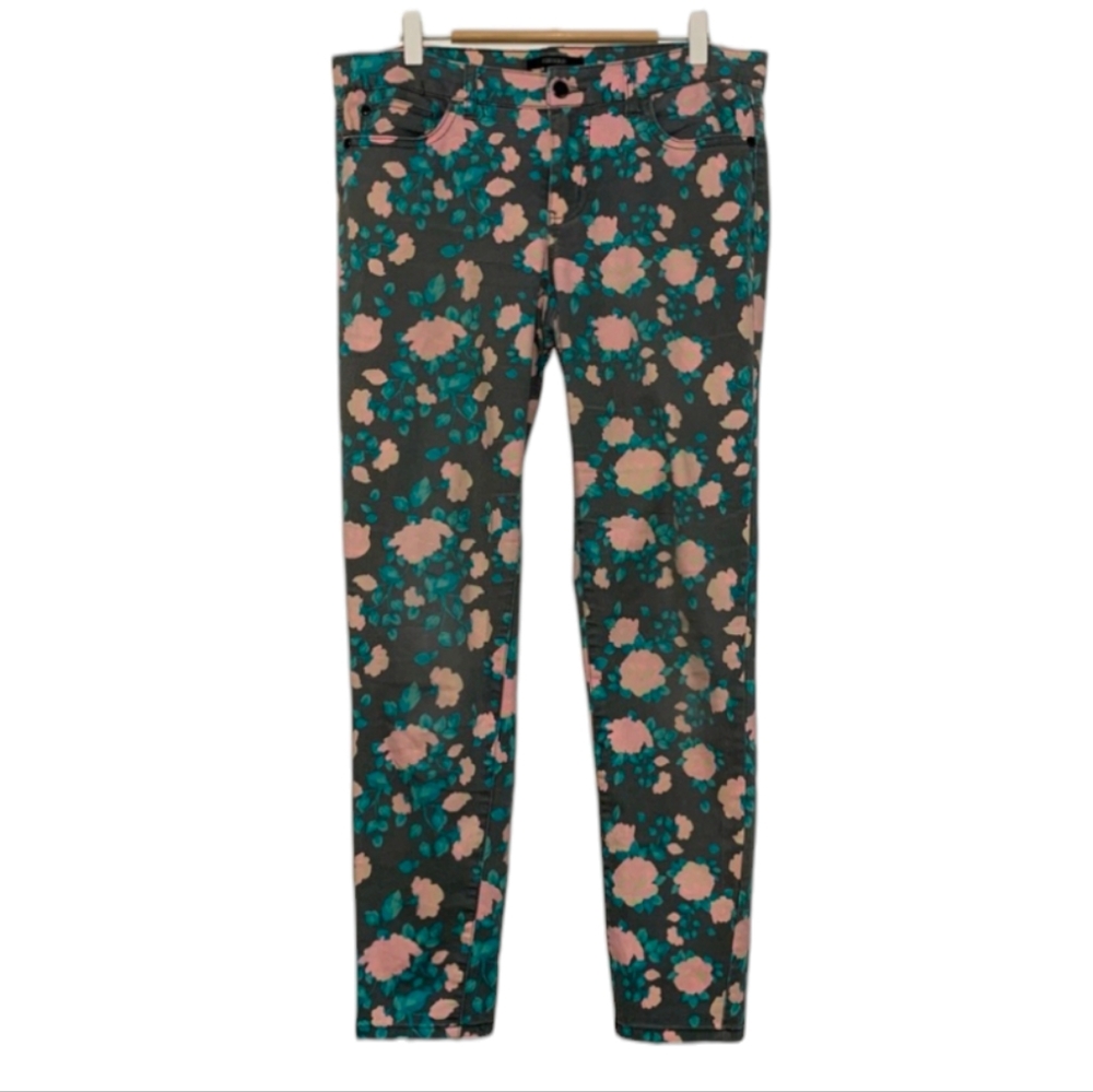 Floral Forever 21 Women’s Pants Size 30